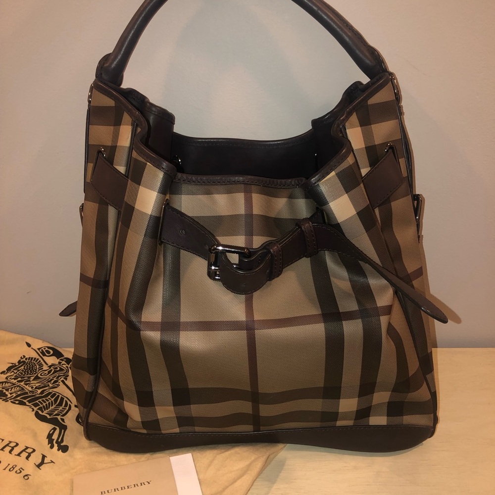 SOLD❗️Burberry Walden Hobo Smoked Check Bag